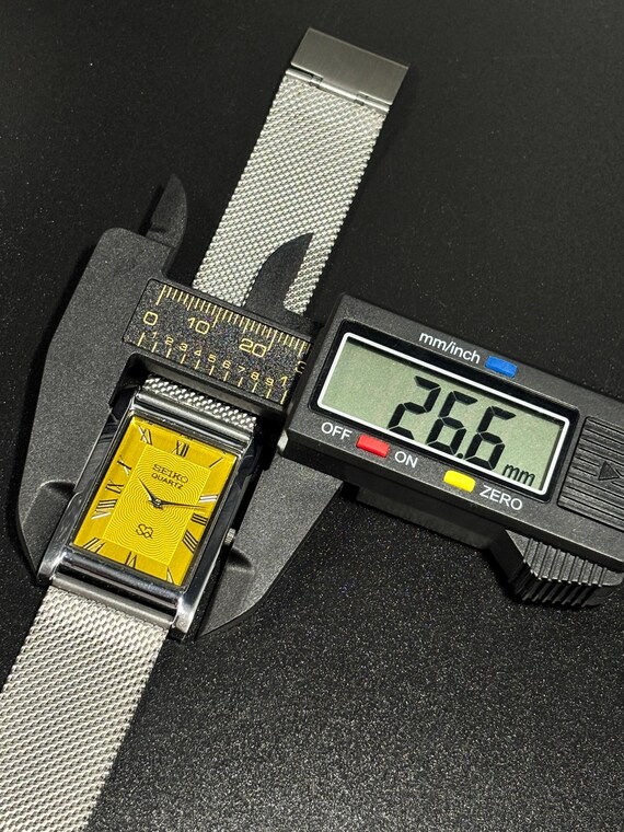SEIKO セイコー エクセリーヌ オクタゴン スクエア タンク ローマン Vintage Seiko Tank Slim Watch: Roman Dial Stylish Timepiece for