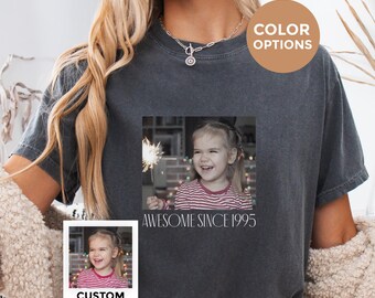 Camiseta "Impresionante desde 1995", camiseta de cumpleaños vintage personalizada, camiseta de cumpleaños con foto personalizada, camiseta retro del año, regalo de cumpleaños para él y ella