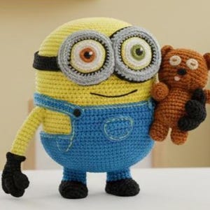 Minion Bob & Bär Tim Häkelanleitung, Amigurumi (PDF Download)