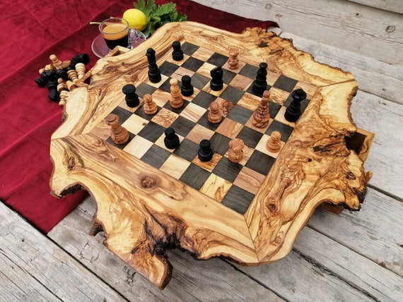 Handmade Olive Wood Chess Board - Wooden Chess Set with Hand Carved Chess  Pieces