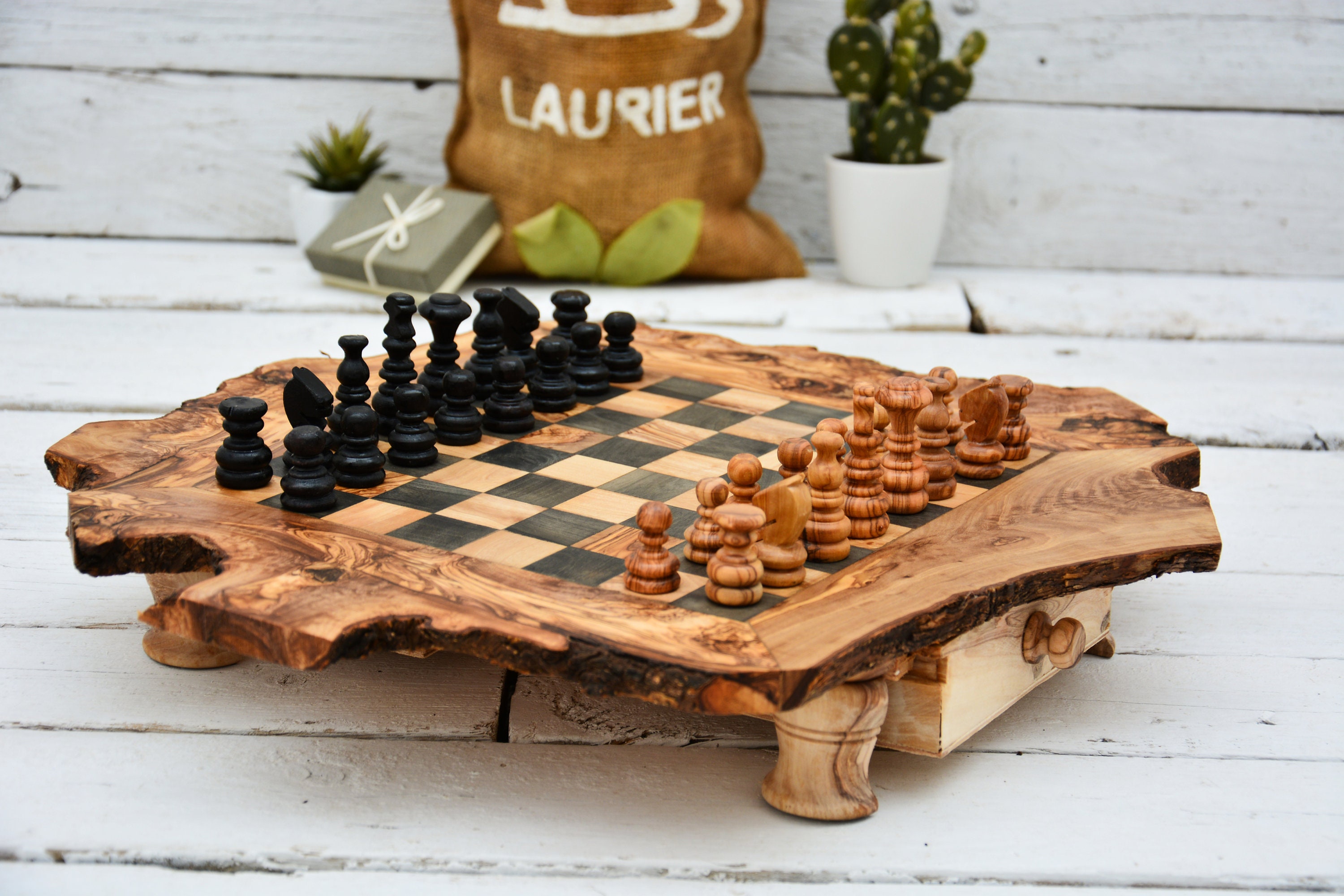 20 Large Olivewood & Wengue Inlaid Wooden Chess Board with 2 Squares