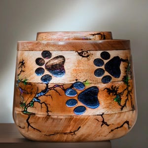 Personalised Wooden Pet Urn for Dog Ashes – Handcrafted Memorial Box with Paw Print Engraving.