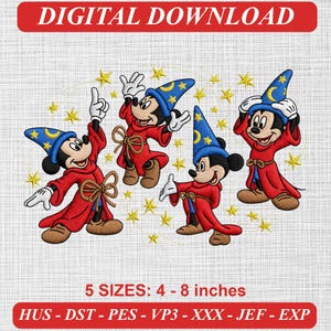 Könnte beinhalten: Digitales Stickmuster mit vier Darstellungen von Mickey Mouse als Zauberer, in einem blauen Hut mit gelben Monden und Sternen sowie einem roten Gewand. Der Text lautet DIGITAL DOWNLOAD und 5 SIZES: 4 - 8 inches mit den Formaten HUS, DST, PES, VP3, XXX, JEF, EXP.