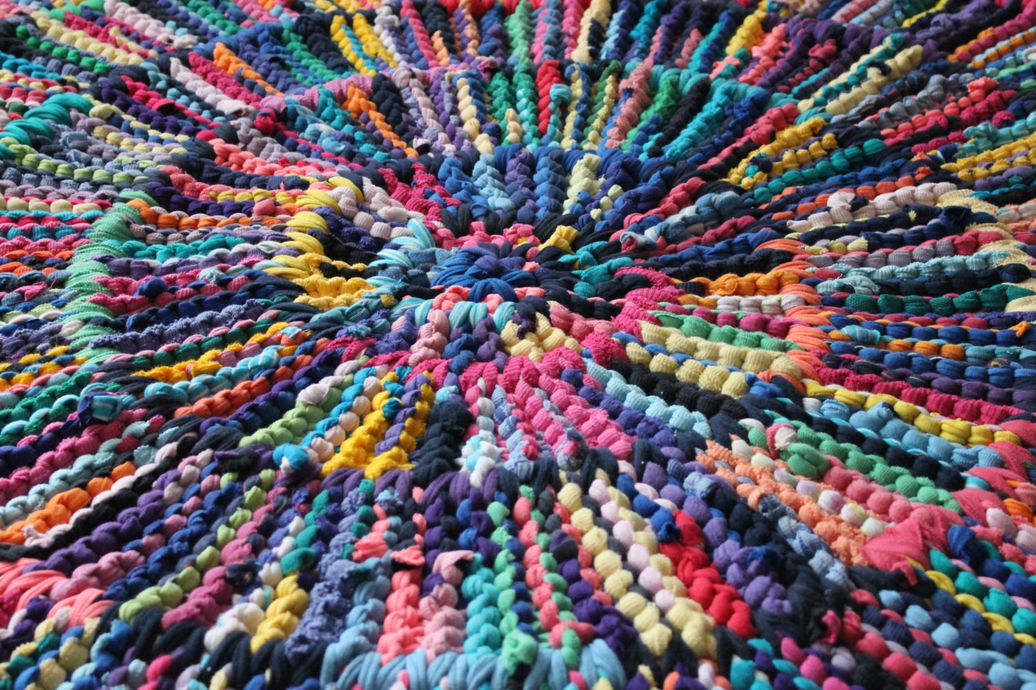 T Shirt Rag Rug Rainbow Circular Rug Round Cottage Chic Etsy