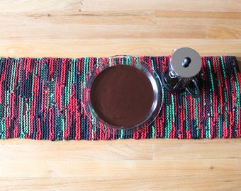 Knitted Red & Green Christmas Table Runner: Upcycled T-Shirt Trivet (12x36 Inches)