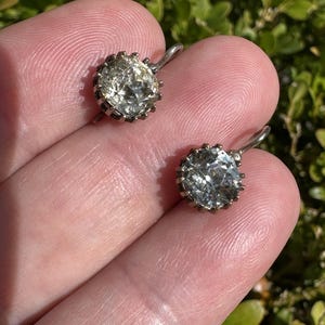Victoriaanse sterling zilveren oorbellen met druppelvormige hangers