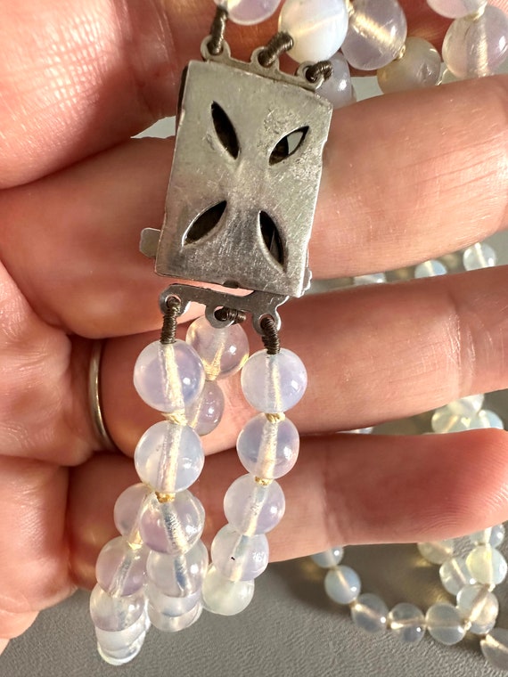 Vintage Opaline glass bead necklace - image 5