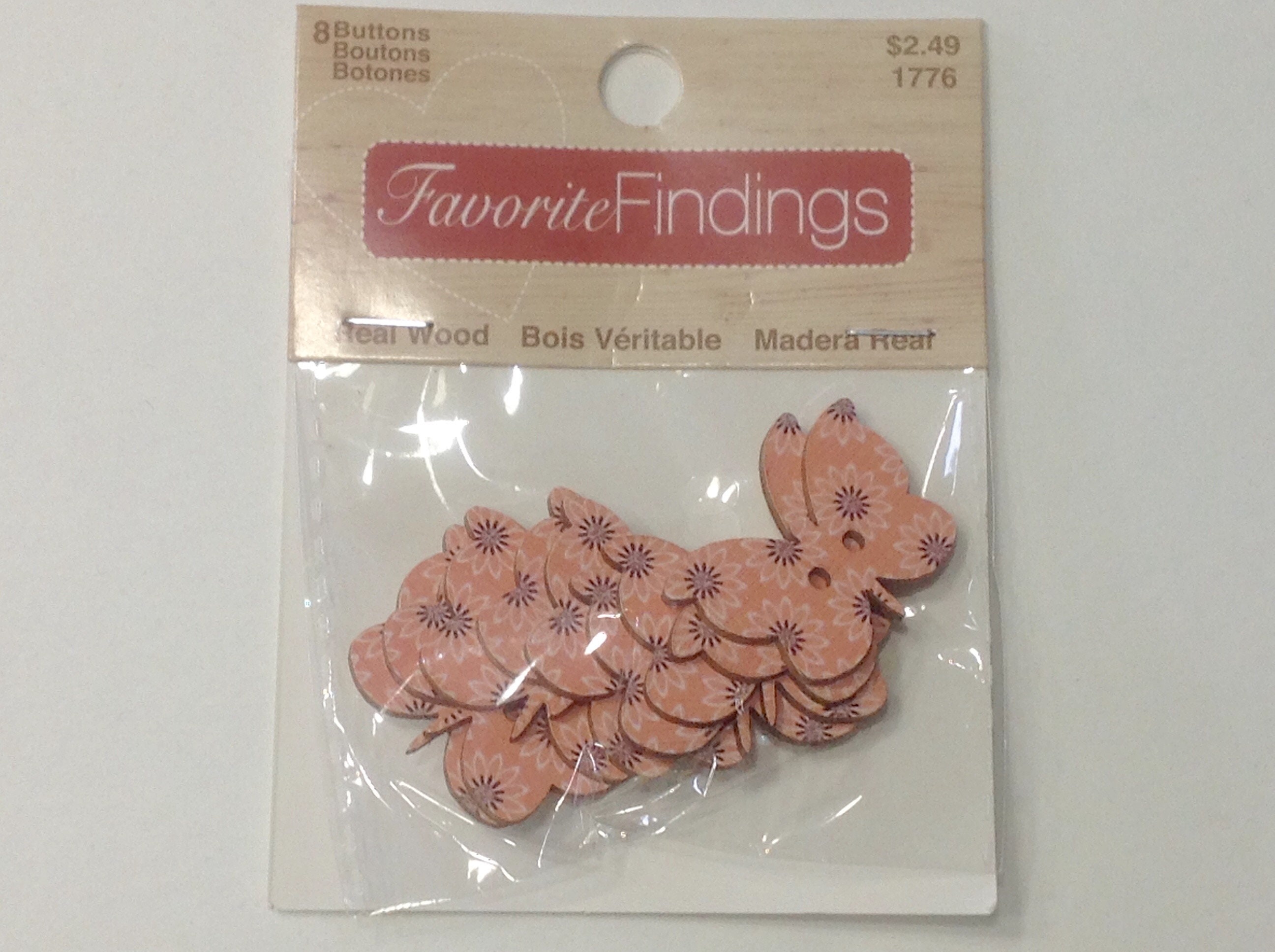 Favorite Findings Country Darks Assorted Sew Thru Buttons, 130 Pieces