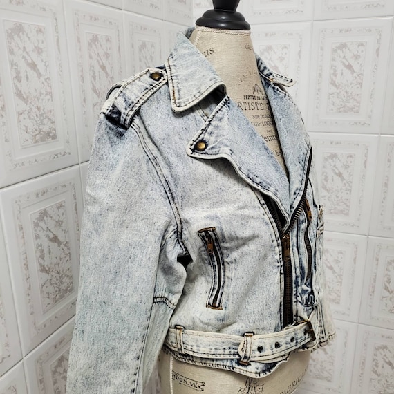 Buy online Acid Wash Denim Jacket from jackets and blazers and coats for  Women by Kotty for ₹2799 at 7% off | 2024 Limeroad.com