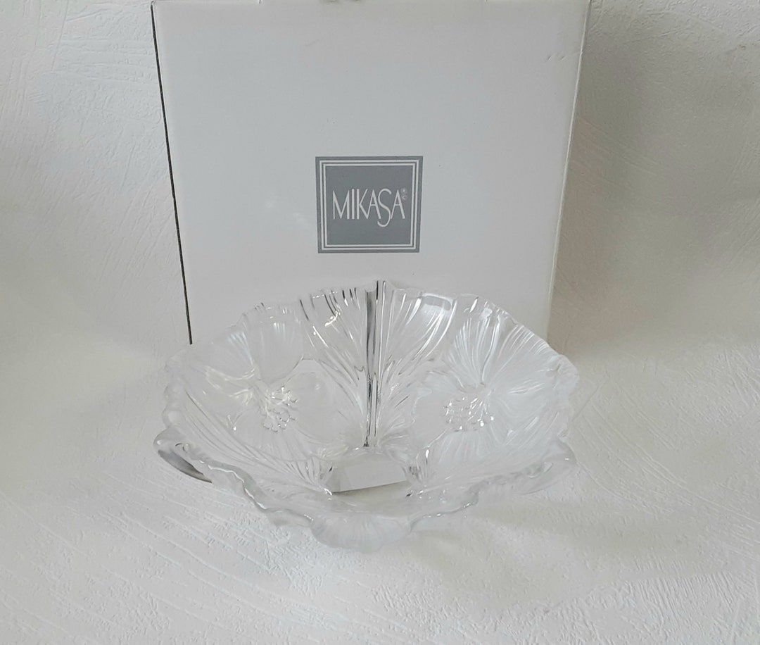 Mikasa Bowl Hibiscus Frost 9 Inch Bowl Serving Bowl Mikasa Etsy