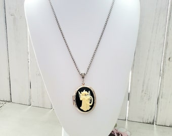 Victorian Cameo Locket Necklace – Guardian Angel, Gothic Jewelry