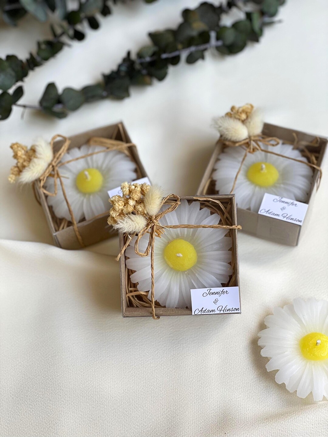 Daisy Candle Wedding Favors for Guests, Personalized Bridal Shower ...