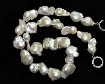 Palla di fuoco bianco d'acqua dolce perla grande focale 4 pezzi argenteo bianco Semi preziose perle barocche