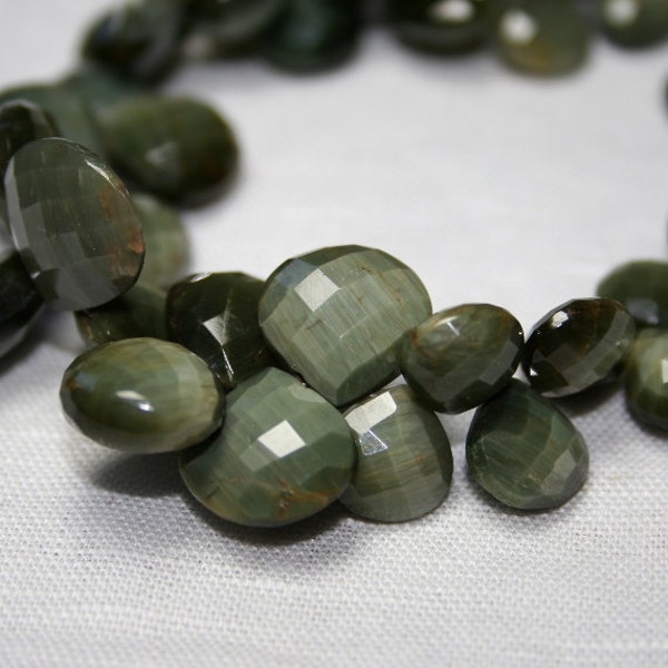 Green Cat's Eye Quartz Faceted Heart Briolettes, set of 4 Natural Green Grey Tan Semi Precious Gemstones