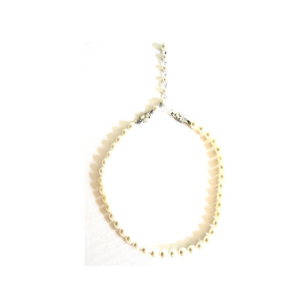 Necklace Classic Faux Pearl Short Choker Small