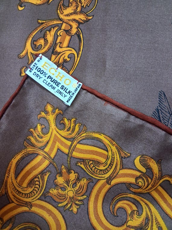 Large Echo eagle scarf - image 4