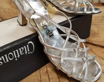 Vintage silver strappy sandals