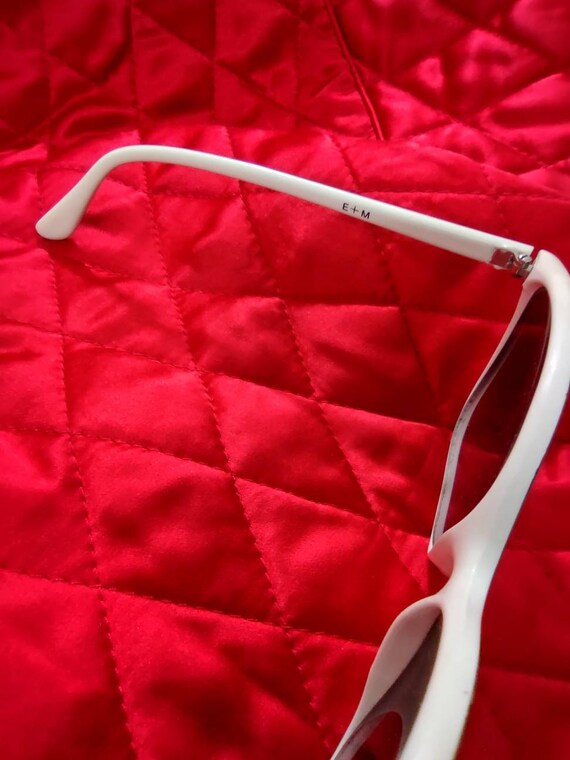 Taiwan roc sunglasses in white and black 1980 - image 4