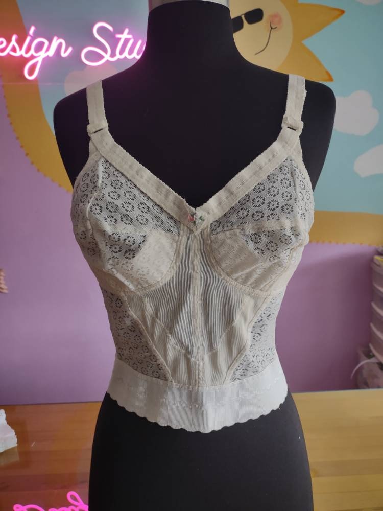  Marilyn Monroe Bras