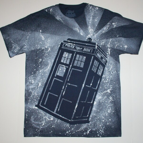 Men's Doctor Who Tardis on front and back -  Short Sleeved Navy Blue Shirt - Size Medium