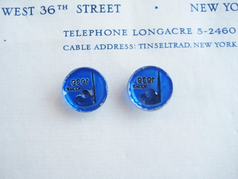 1 Pair Vintage Antique Blue 1939 World's Fair Glass Button Cabochons Jewelry RARE image 2