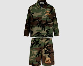 Gallery Dept Grünes Camouflage Kurzarm-Set