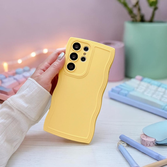 Wavy Samsung Phone Case Matte Soft Silicone Cover for Galaxy S26 S25 S24 S23 S22 S21 S20 Minimalist Aesthetic Slim Case