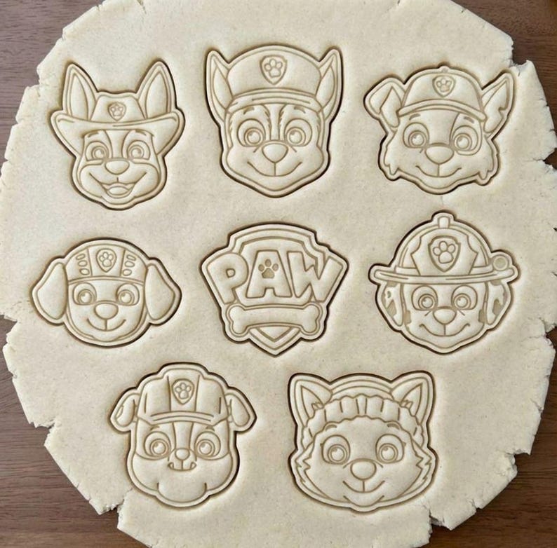 Paw Patrol 8-piece Cookie Cutter Set | Chase, Marshall & Friends ...