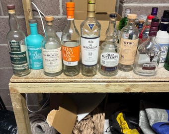 Upcycled Whisky Bottle Lamp – Handmade Bar Decor, Personalized Gift