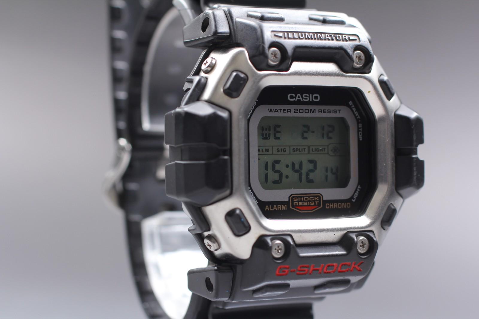 Casio G-shock Gundam Dw-8300 50mm Heavy Metal Quartz Men