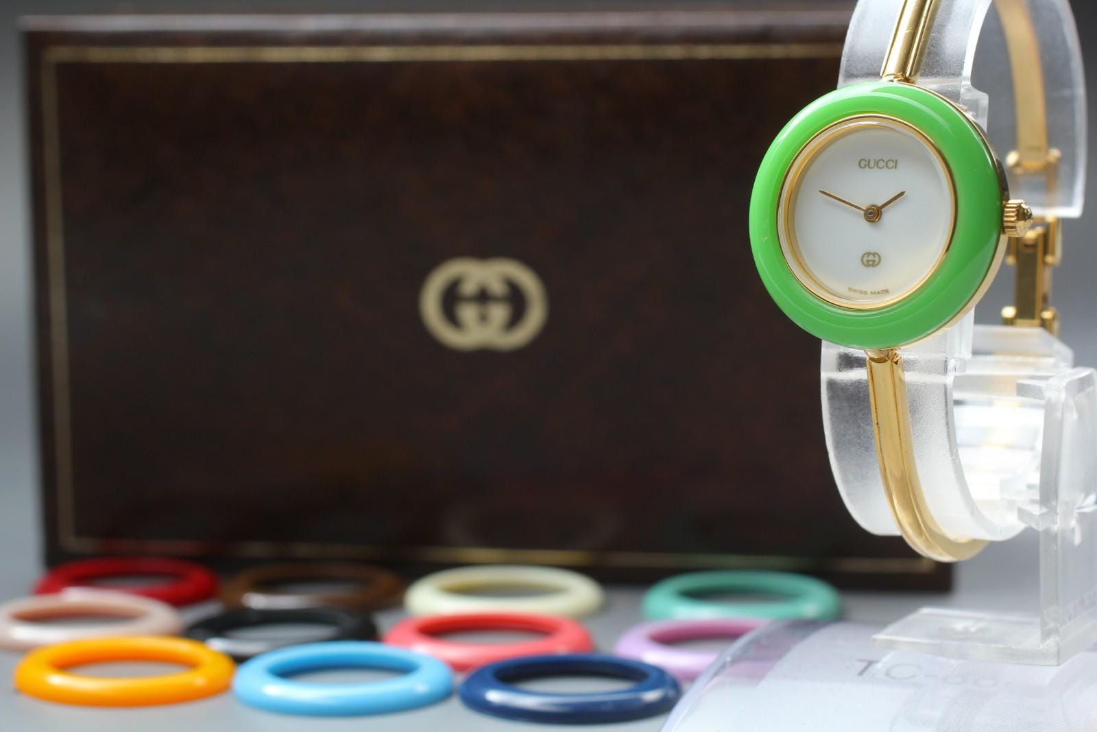 Gucci Gold-Tone Bracelet Watch with Green, Red, Blue, Purple and Silver Bezels ❣️ Gucci Interchangeable Bezels 2 sets : Silver & Gold  main image 2