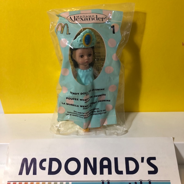 McDonald’s Kids Happy Meal Toy 2004 Madame Alexander Wendy Doll as Jasmine B30