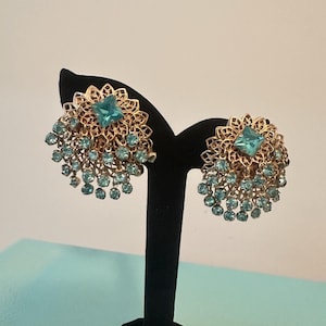 Vintage Filigree Earrings Aqua Rhinestones Layers Stones Cluster Clip