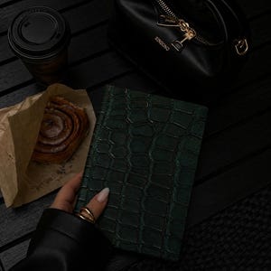 Premium Girl Journal | Emerald Croc Print Hardcover Notebook | Luxury It Girl Daily Planner | Dark Feminine Focus | Velvet Drama Avenue