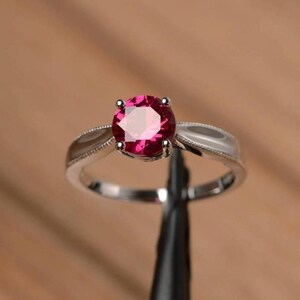 Anillo de rubí y plata de ley 925 - Llamativo - Anillo de engendro