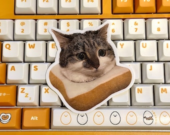 Suki Cat Toast Sticker