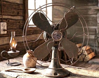 WORKING Vintage Eskimo 1930’s Fan Metal Desk Wall Fan Industrial Decor Antique Electric Fan 10.5 Inch Cage