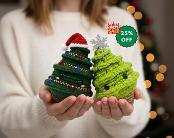 Padrão de crochê de árvore de Natal, tutorial em PDF de amigurumi, decoração natalina em camadas, design com mini babados e pompons, presente para decoração de casa, PDF digital