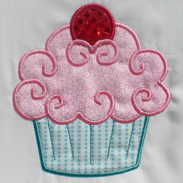 Fancy Cupcake Embroidery Design Machine Applique