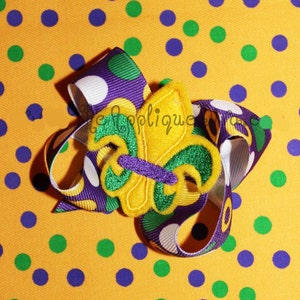 Mardi Gras drie kleur Fleur de lis haar boog Center borduurwerk Design Machine stoffen