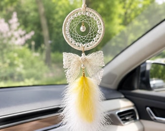 Mini enfeite de carro com penas para apanhador de sonhos, laço de renda para decoração do retrovisor.