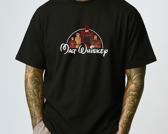 Camiseta parodia de whisky de malta, divertida camiseta parodia del logo de Disney - TRASLADADA A UNA NUEVA TIENDA - CONSULTA LA DESCRIPCIÓN