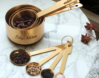 Personalized Measuring Cups and Spoon Set 8PCS – Custom Kitchen Utensils, Mother’s Day Gift Box, Grandma Gift, Cooking Gifts for Women
