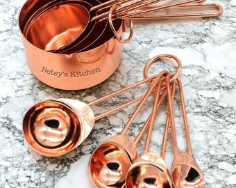 Personalized Measuring Cups and Spoons Set 8PCS – Custom Kitchen Utensils, Mother’s Day Gift Box, Grandma Gift, Cooking Gifts for Women