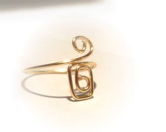 Square Swirl Egyptian Style Toe Ring//Continuation of Life//Inner Soul