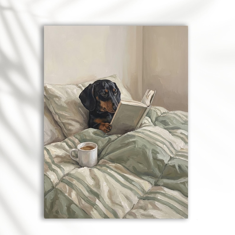 Svart och röd korthårig tax i sovrummet, taxposter, taxbild, sovrumsbilder, oljemålning, taxpresenter, salviagrön bild bild 3