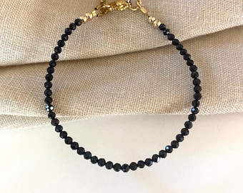 Personalisierbares Schwarzer Turmalin Hämatit Armband – Edelstein Armband aus Naturstein, verstellbar, Geschenk für Mama