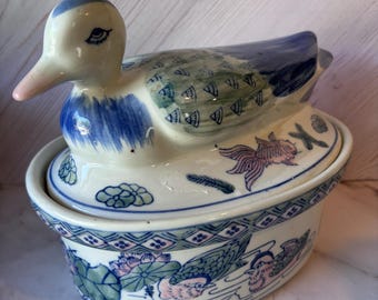Vintage Ceramic Duck Tureen - Lidded Baking Dish