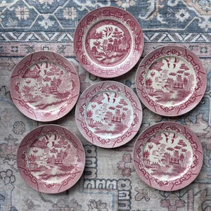 Vintage Red Willow Dinner Plates 9.5" | Japanese Transferware Chinoiserie (Set/Individual)