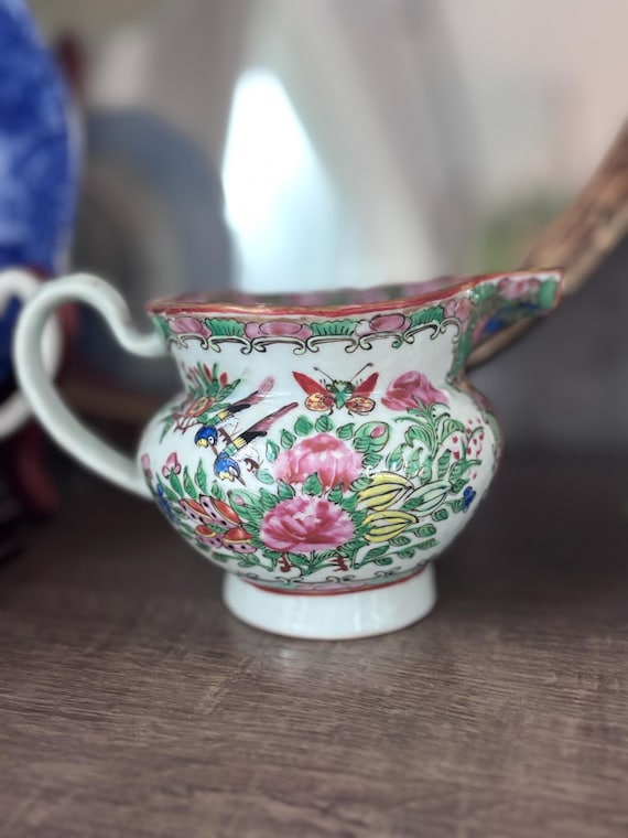Rose Medallion Creamer – Antique Chinese Porcelain